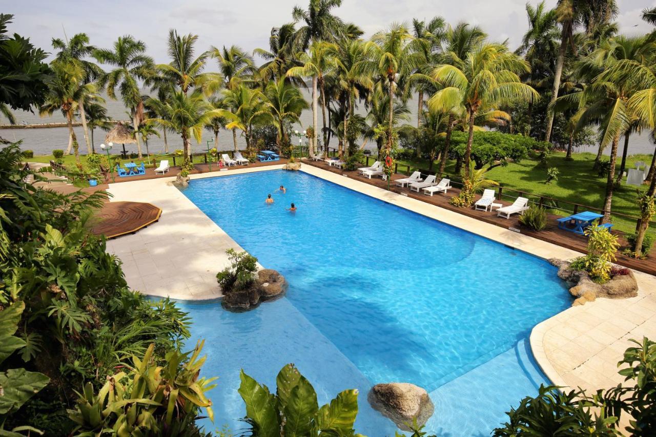 Villa Caribe Livingston Bagian luar foto